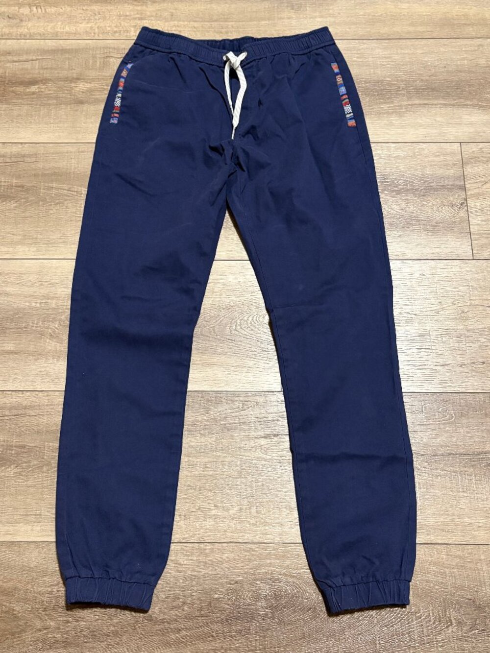 WOWIE Rambler Jogger Men's Medium Tall Navy Aztec